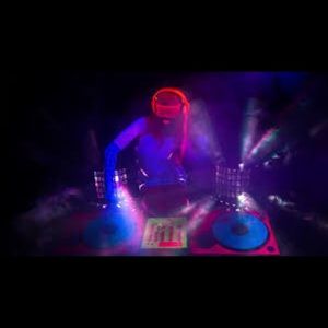 Meet your Posher, Yo